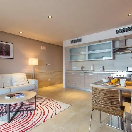 Appartamento 1 Bedroom Beach Front Apartment In Molunat